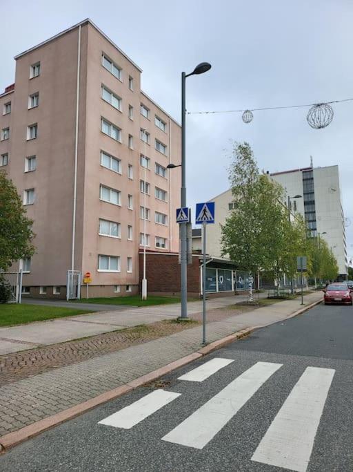 20 - Nice Apartment In Kemi City Centre, Free Parking! Bagian luar foto